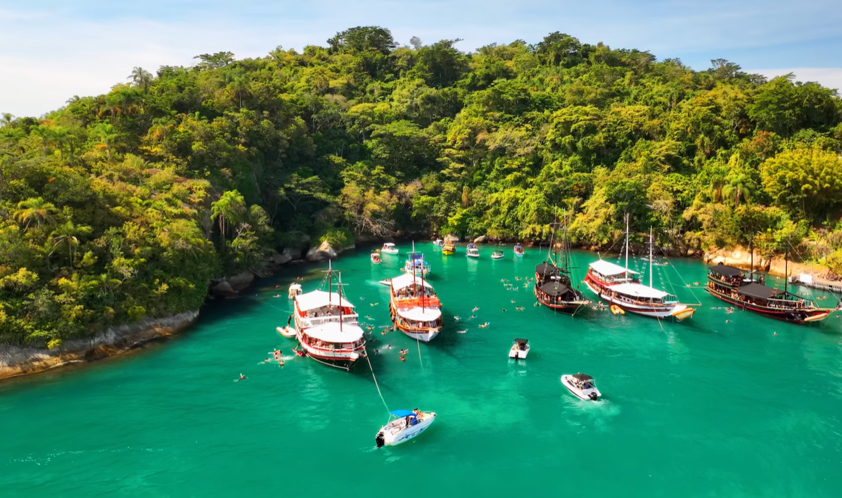 Conheça a Maldivas Brasileira: A ilha que lembra a Maldivas devido a coloração das águas 3 Ilha dos cocos